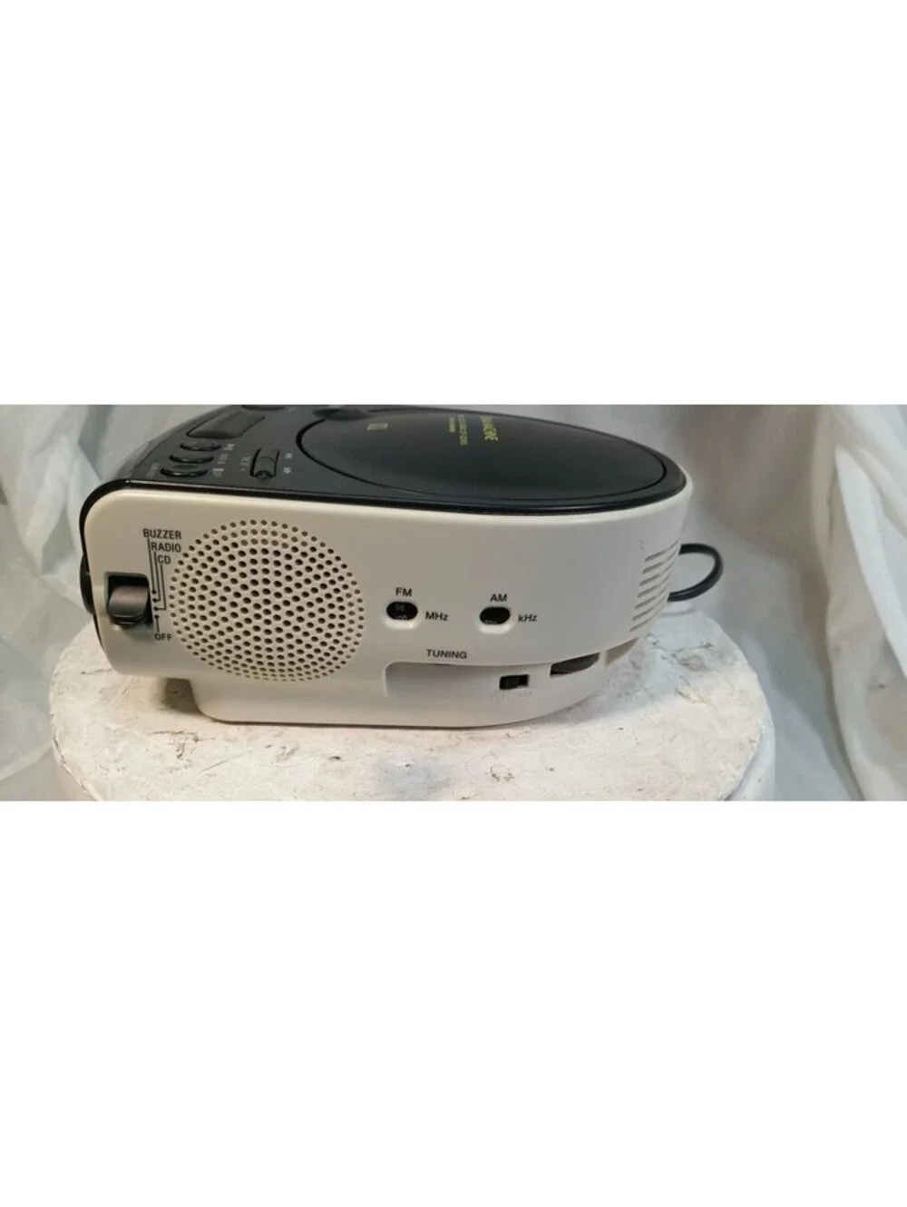 Sony Dream Machine ICF-CD815 CD Player AM/FM Dual Alarm Clock Radio Used